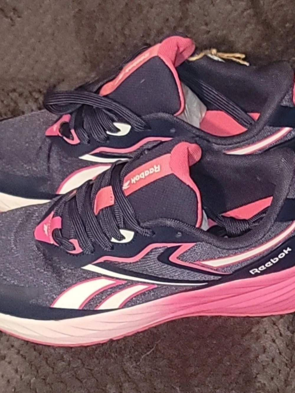 Reebok Verse Women's Black and Pink Running Shoes FFC0096069 Size 11 Brand New